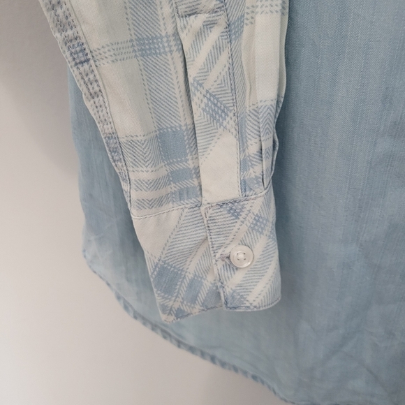 Rails Blue Vintage Wash Plaid Sleeve Chambray Button Down Top - Picture 7 of 12